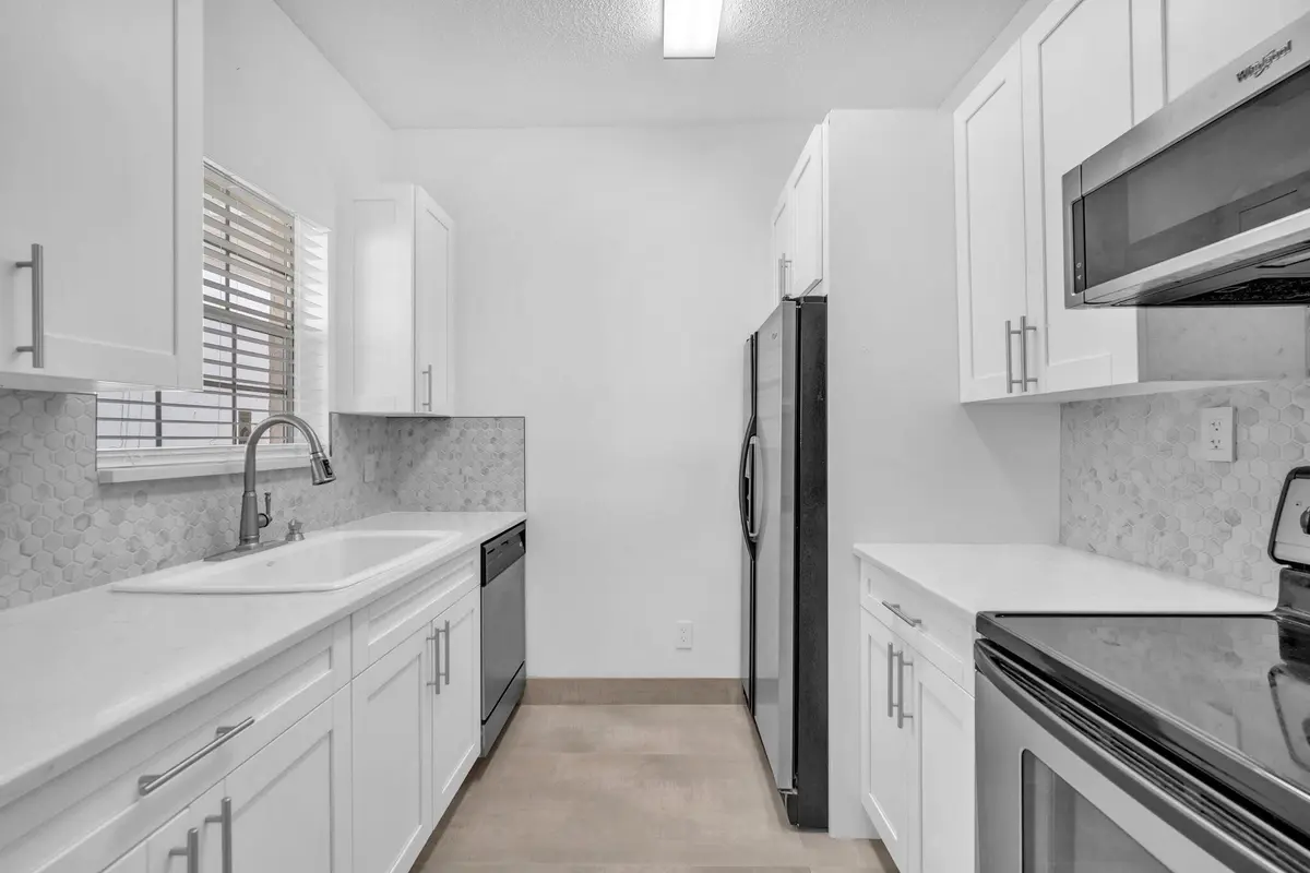 9-web-or-mls-DSC09896 at 671 Cypress Lake Boulevard L21, Deerfield Beach