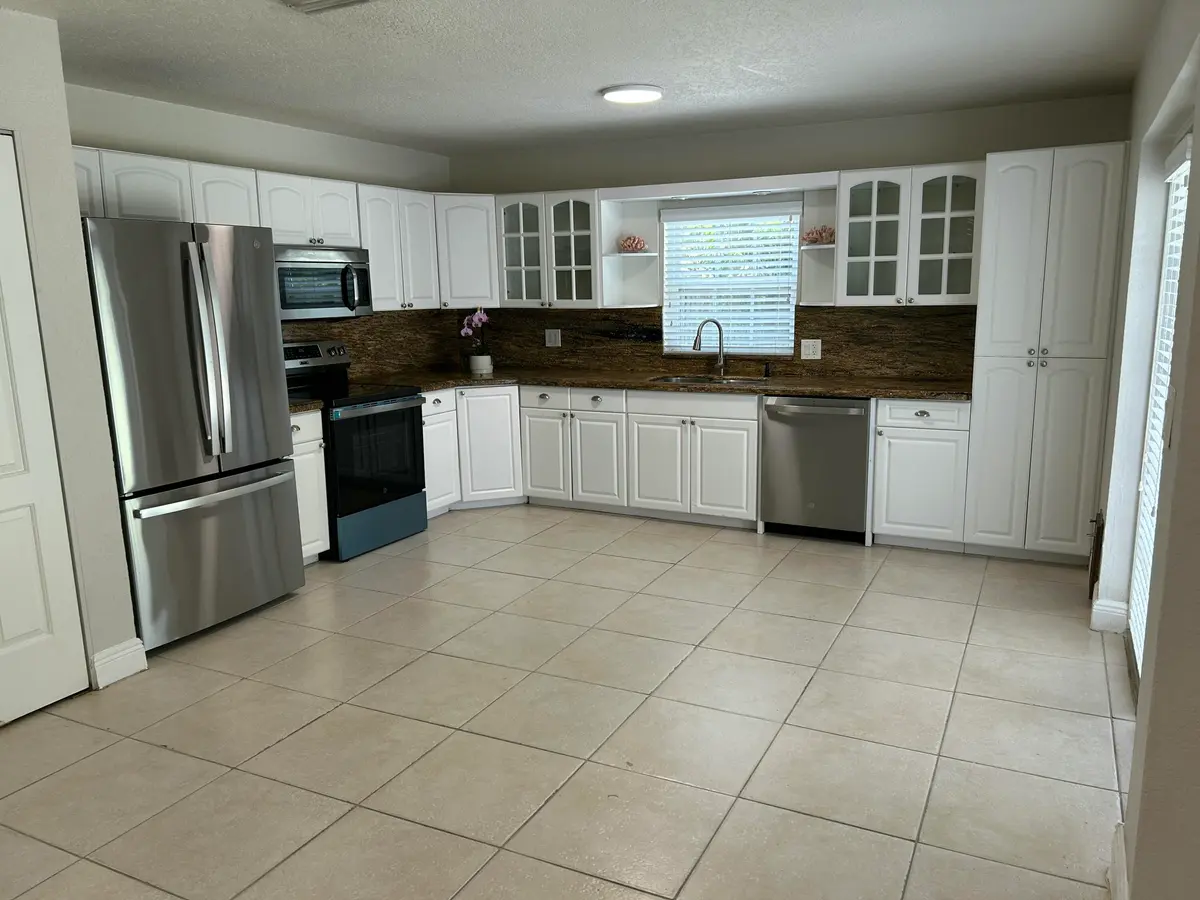 IMG_5775 at 61 NW 47th Street, Oakland Park