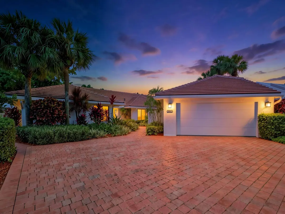 Front Dusk at 20539 Linksview Way, Boca Raton
