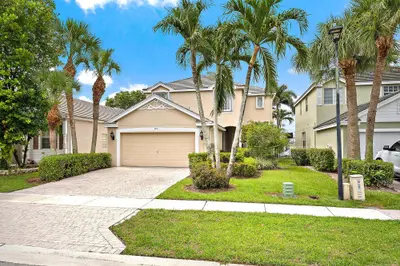 144 Berenger Walk, Royal Palm Beach – sold