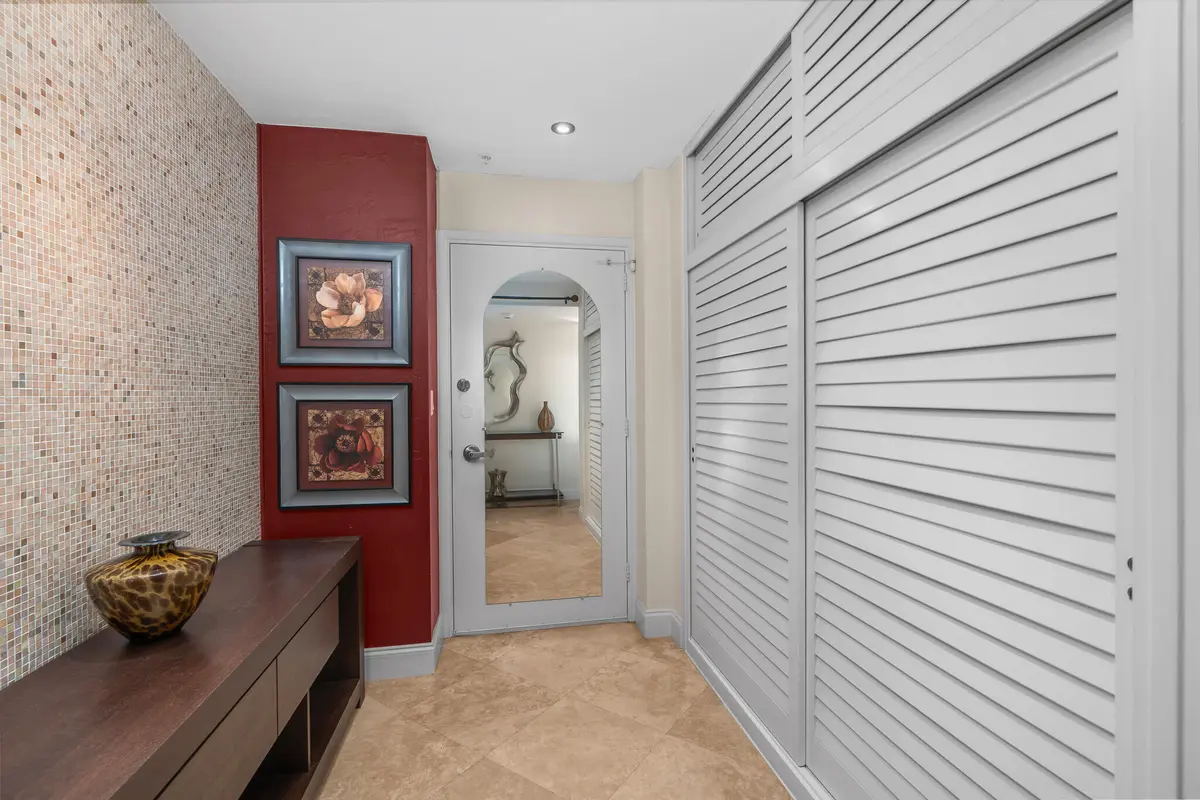 DSC01809 at 3200 NE 36th Street 1417, Fort Lauderdale