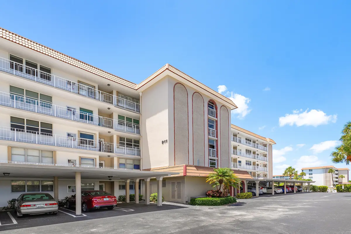 20250505161450557427000000-o at 911 Gardenia Drive 154, Delray Beach