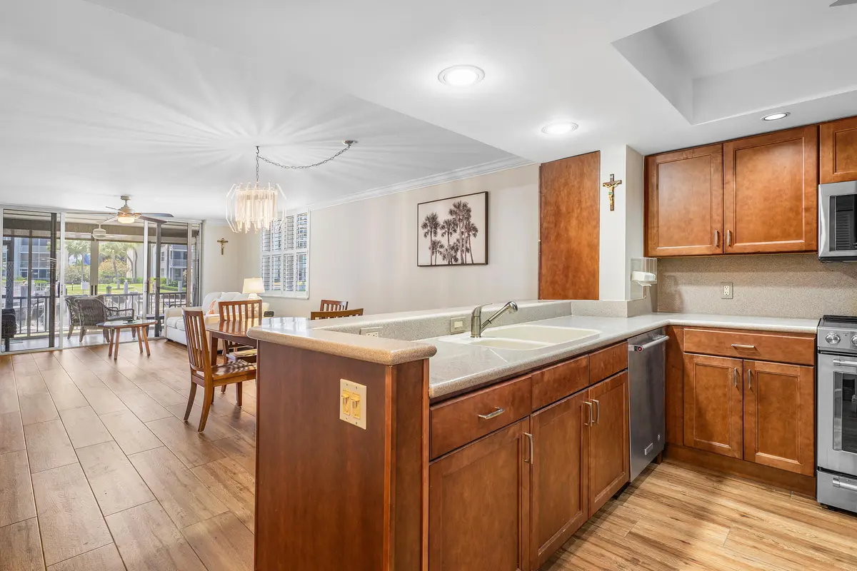 20250505161504727221000000-o at 911 Gardenia Drive 154, Delray Beach