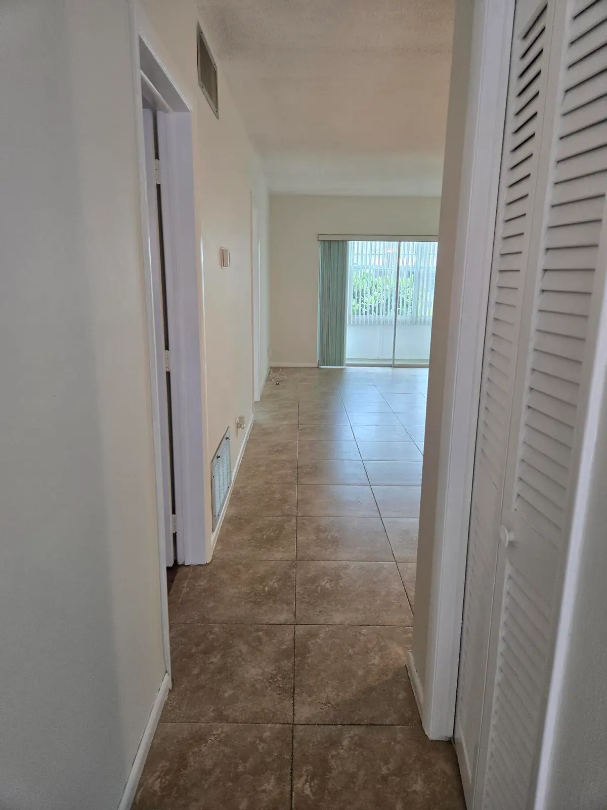 20260602_142136 at 2501 W Golf Boulevard 127, Pompano Beach