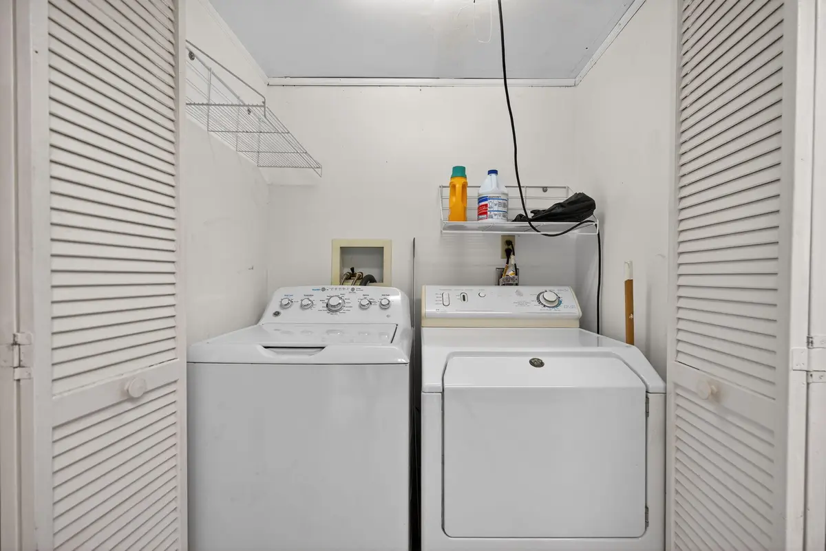 24-web-or-mls-037__MLP0188 at 707 Stonewood Court 19c, Jupiter