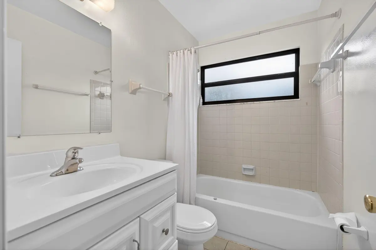 29-web-or-mls-039__MLP0200 at 707 Stonewood Court 19c, Jupiter
