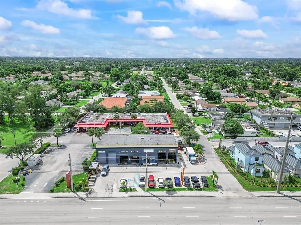 554ca214cbe46613c97c3d1d2b5629e2 at 3593 S Military Trail, Lake Worth