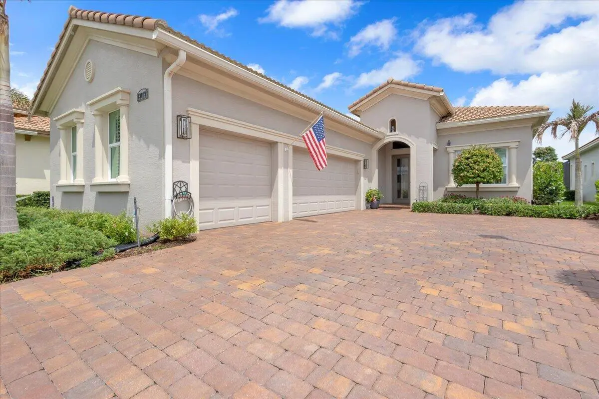 41-GG3A9908 at 23009 SW Accesi Way, Port St. Lucie