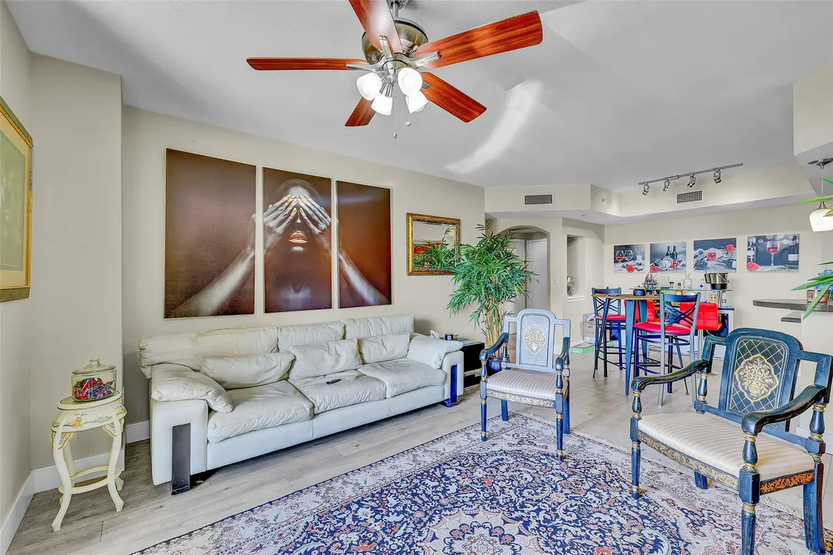 Photo 2 at 110 N Federal Highway 815, Fort Lauderdale