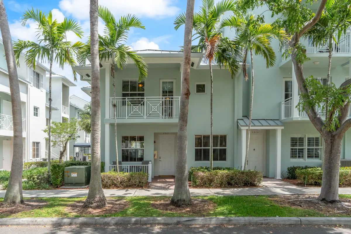 DSC01116-Edit at 1317 SW 4th Street, Fort Lauderdale