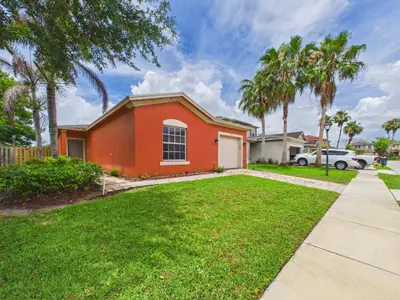 157 Blue Grotto Drive, Fort Pierce – Single Family Residence for sale