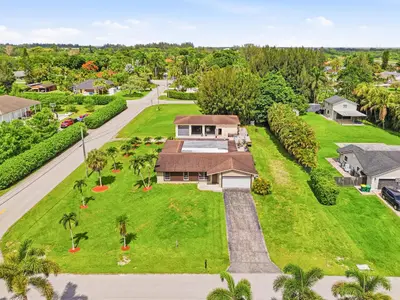 4841 SW 201st Terrace, Southwest Ranches – sold