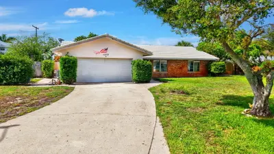 1370 SW 27th Place, Boynton Beach – sold