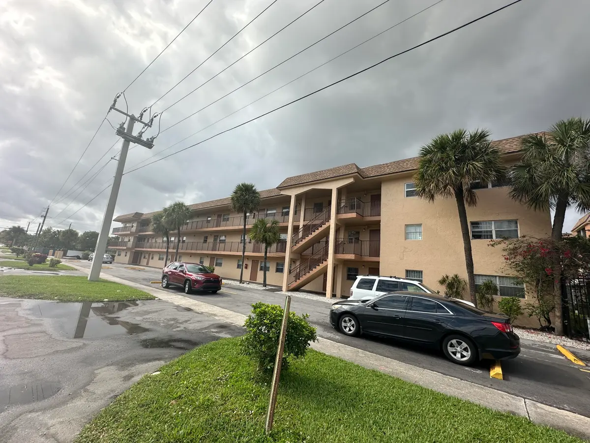 IMG_2260 at 4191 NW 26th Street 371, Lauderhill