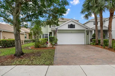 135 Hamilton Terrace, West Palm Beach – Single Family Residence for sale