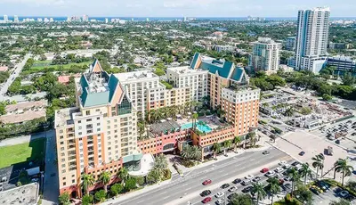 100 N Federal Highway 1409, Fort Lauderdale – sold
