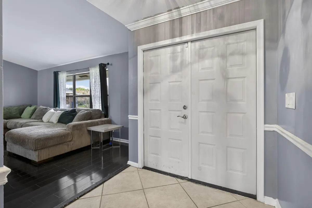 10-web-or-mls-BS1A2361 at 106 Segovia Court, Royal Palm Beach