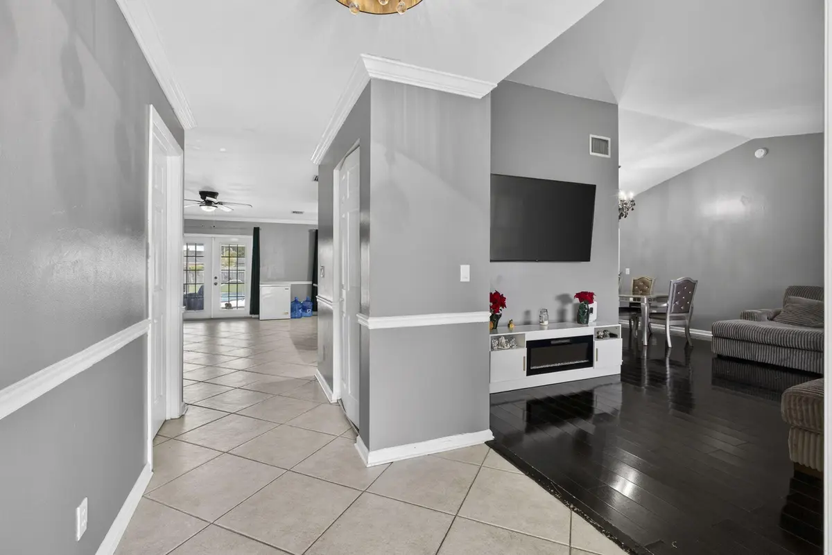 9-web-or-mls-BS1A2356 at 106 Segovia Court, Royal Palm Beach