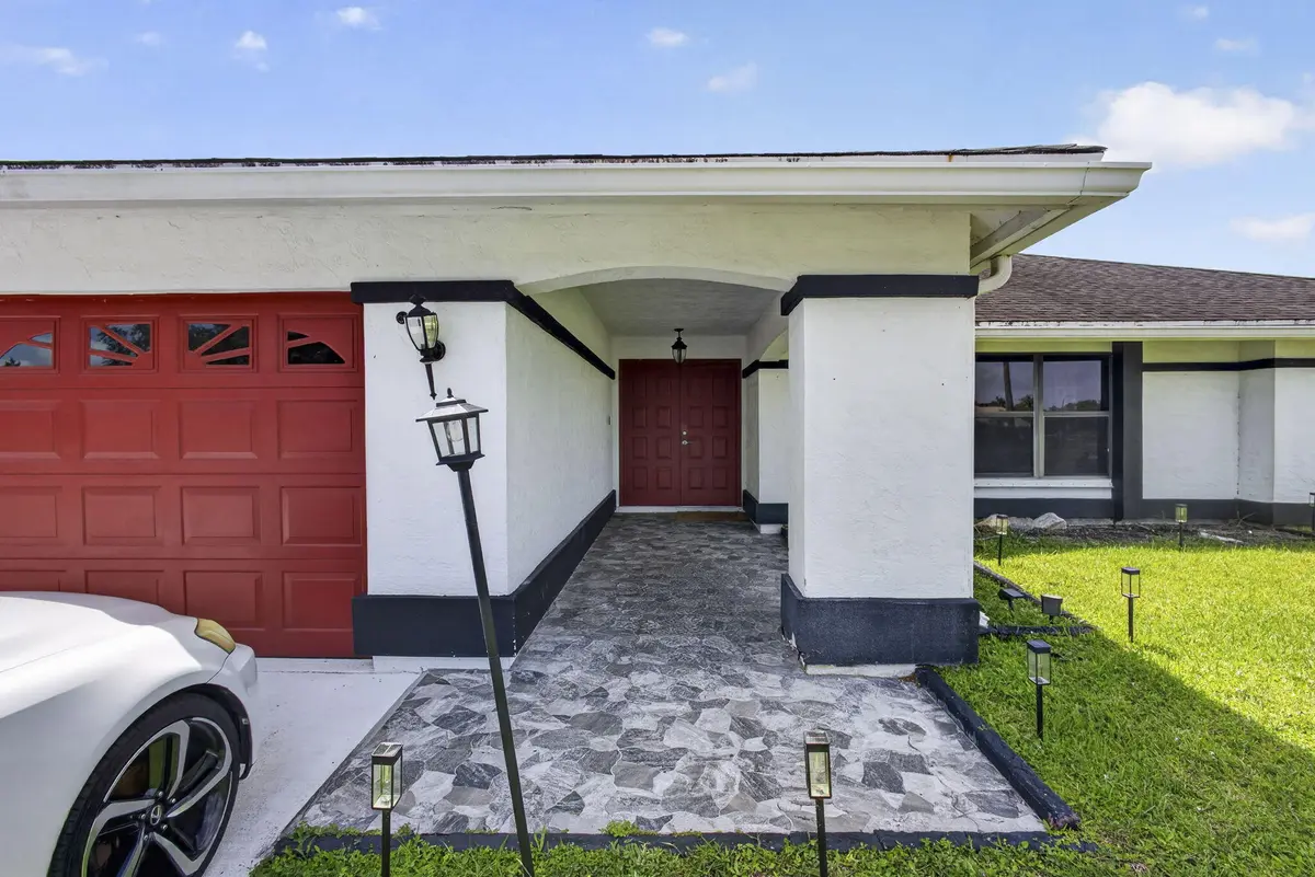 6-web-or-mls-BS1A2702 at 106 Segovia Court, Royal Palm Beach
