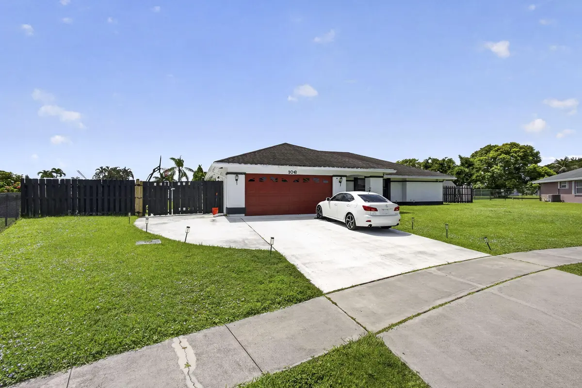 5-web-or-mls-BS1A2706 at 106 Segovia Court, Royal Palm Beach