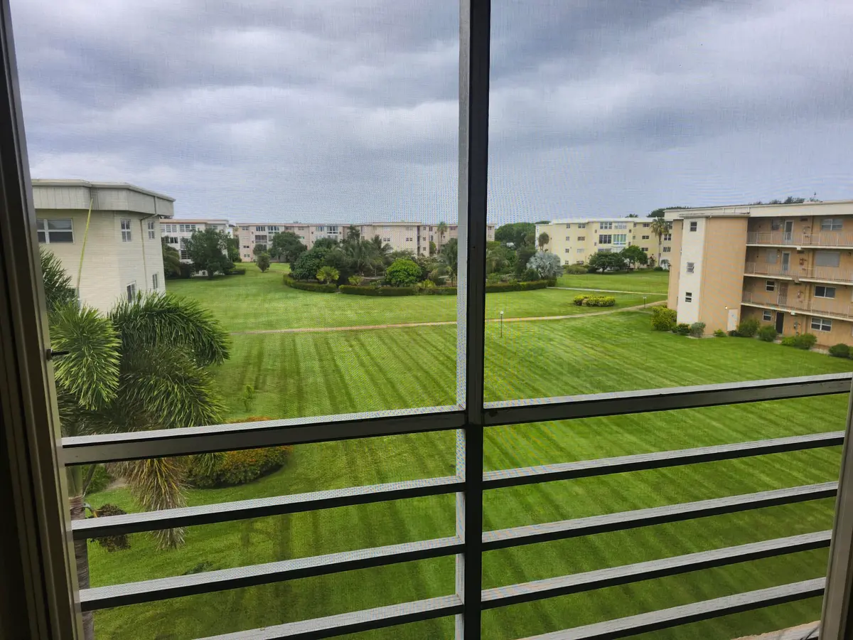 Florida Room View at 2600 NE 1st Lane 402, Boynton Beach