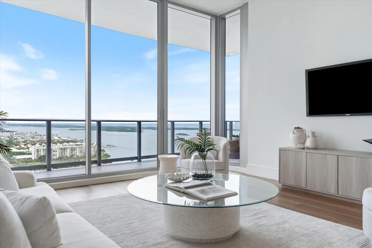 03-220 Lake Shore Drive #2305 Lake Park, at 220 Lake Shore Drive 2305, Lake Park