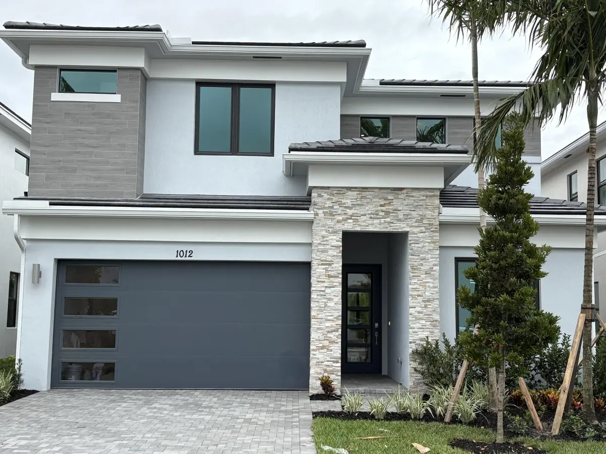 Vienna at 1012 Raleigh Way, Wellington
