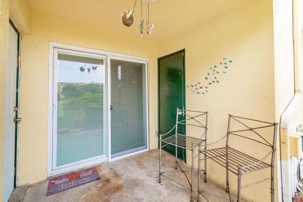 la costa 18 at 6324 La Costa Drive C, Boca Raton