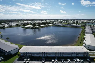 1116 Lake Terrace 214, Boynton Beach – Condominium for sale