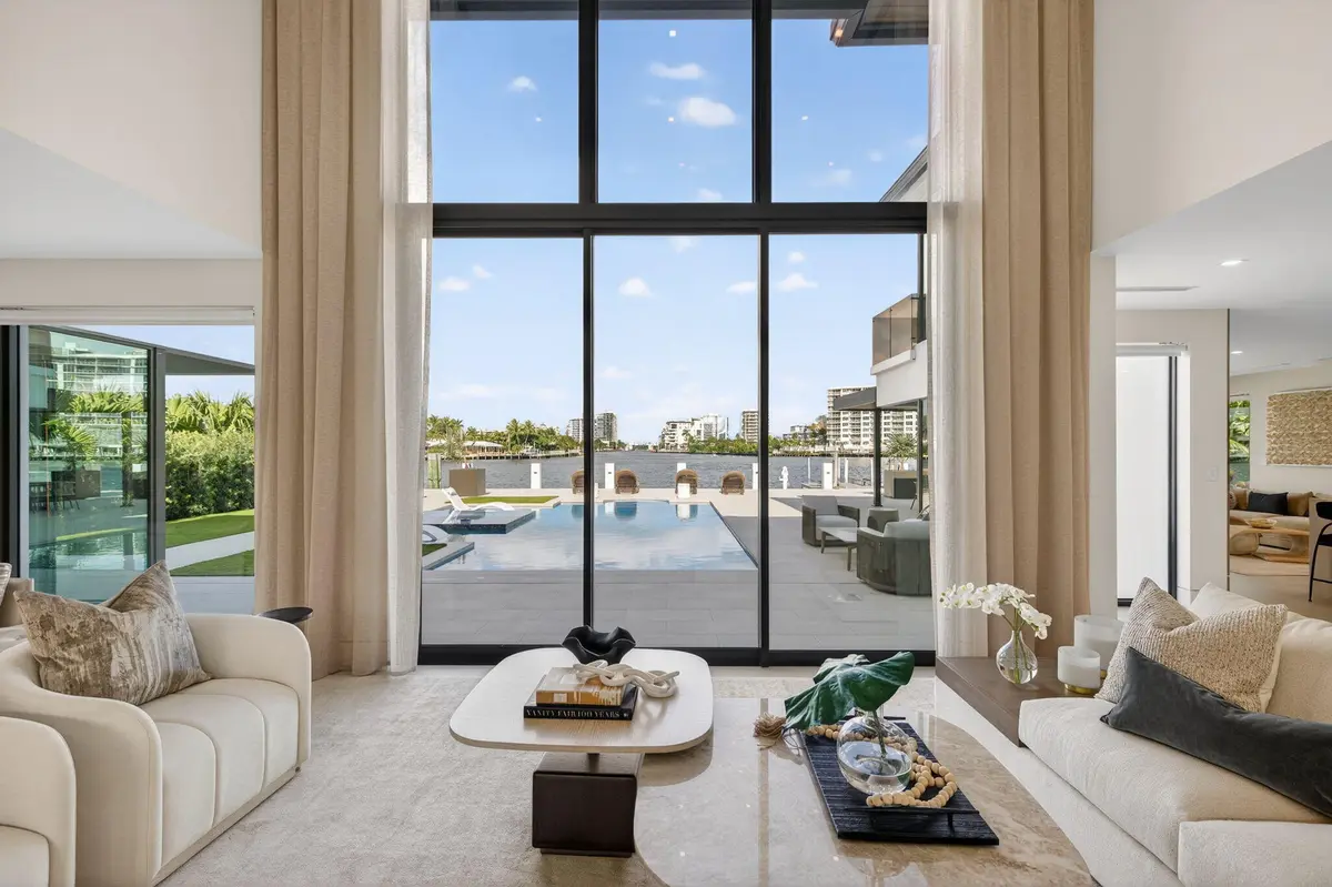 Great Room at 2533 Aqua Vista Boulevard, Fort Lauderdale