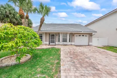 18242 Blue Lake Way, Boca Raton – sold