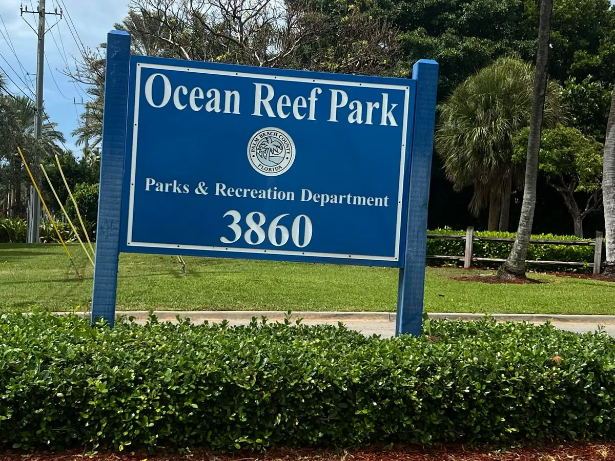 IMG_4459 at 1260 Manor Drive, Riviera Beach