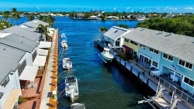 732 NE 12th Terrace 6, Boynton Beach – Townhouse for sale