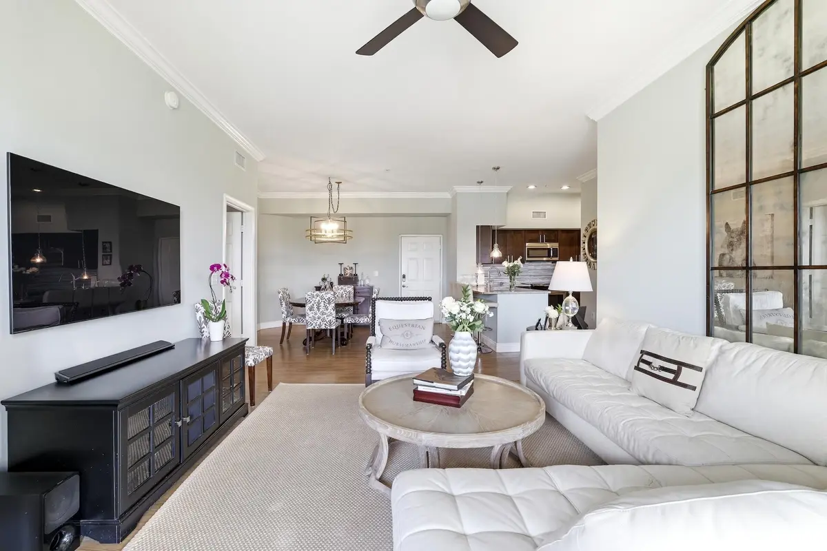 0H8A5033 at 11750 Saint Andrews Place 302, Wellington