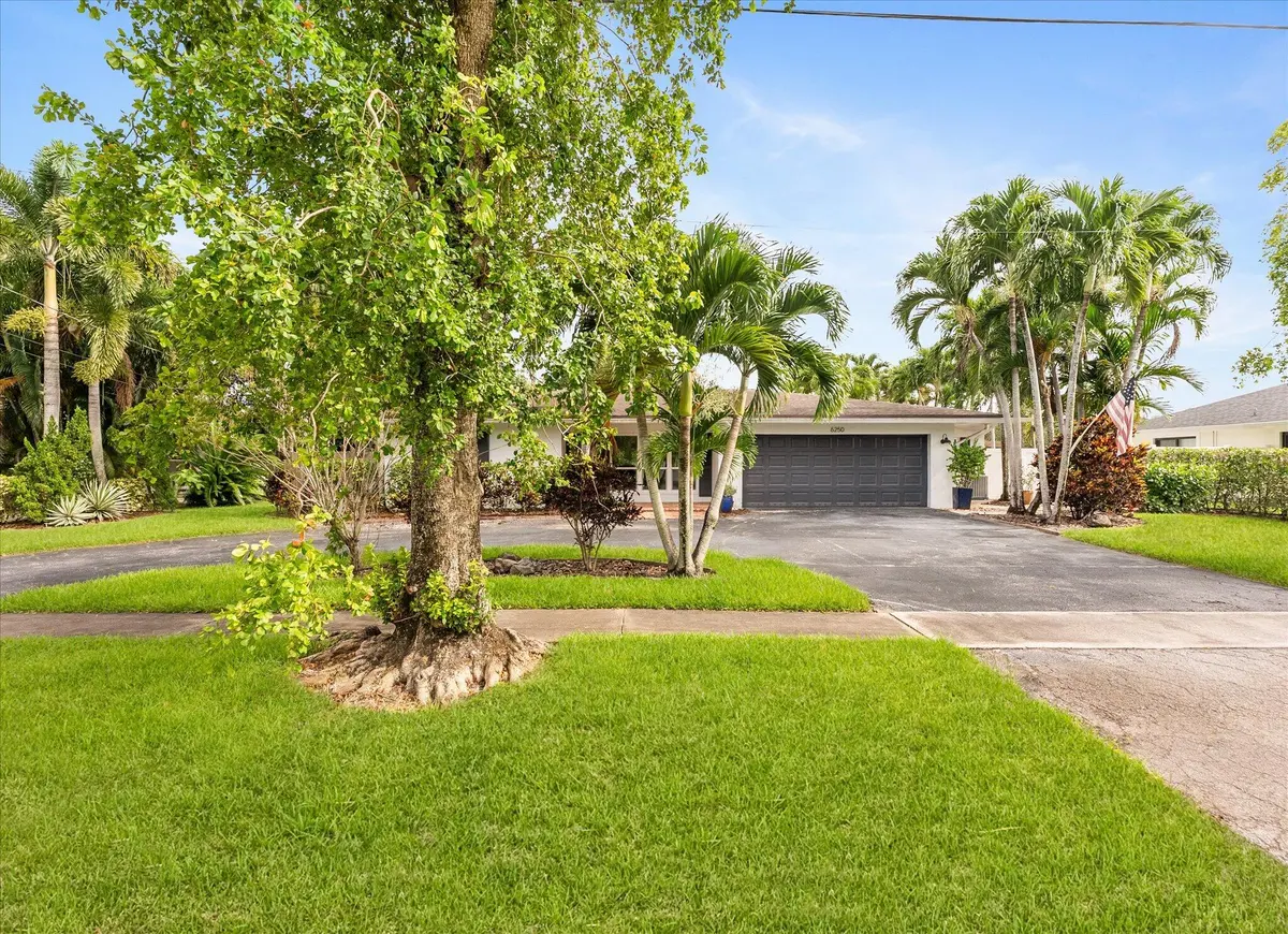 04-4 at 6250 SW 6th Street, Plantation
