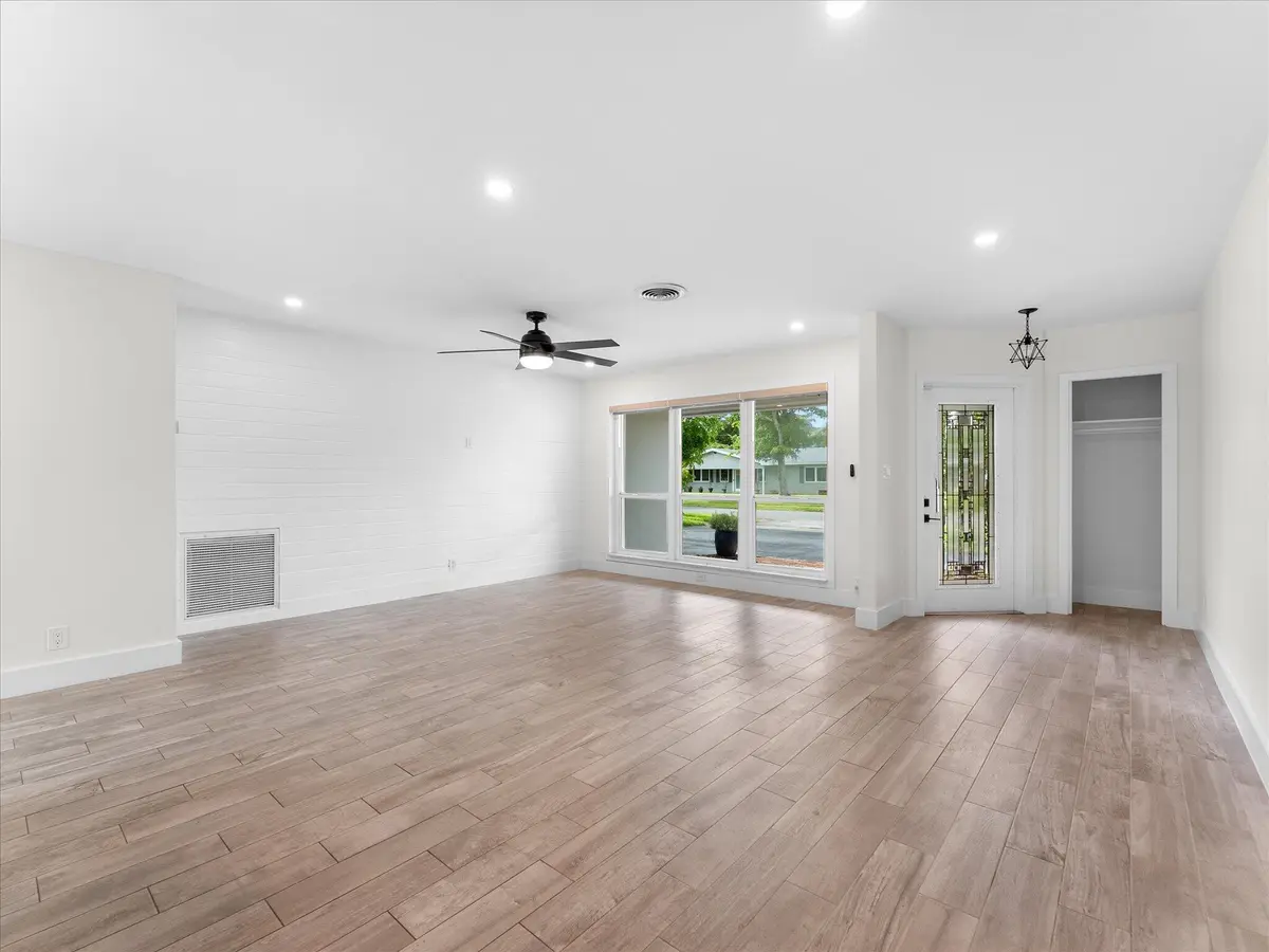 09-9 at 6250 SW 6th Street, Plantation