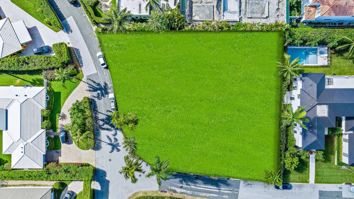 Aerial overhead at 202 Coral Lane, Palm Beach