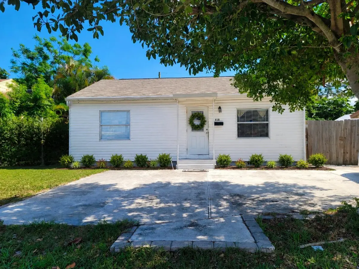 Exterior at 618 Hunter Street, West Palm Beach