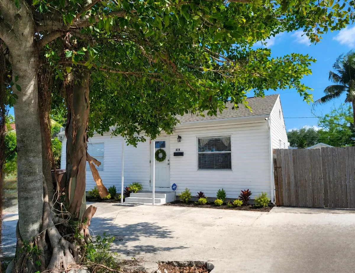 Exterior at 618 Hunter Street, West Palm Beach