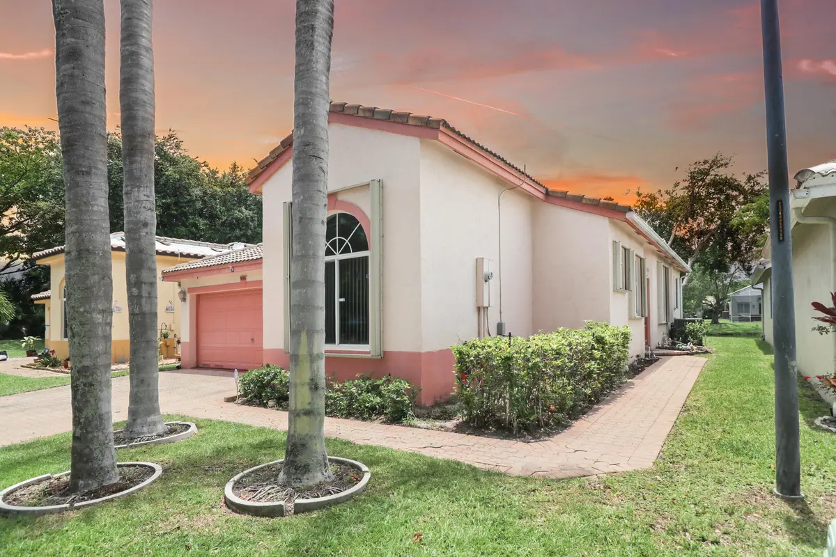 zz2IMG_7600 at 5006 Heron Court, Coconut Creek