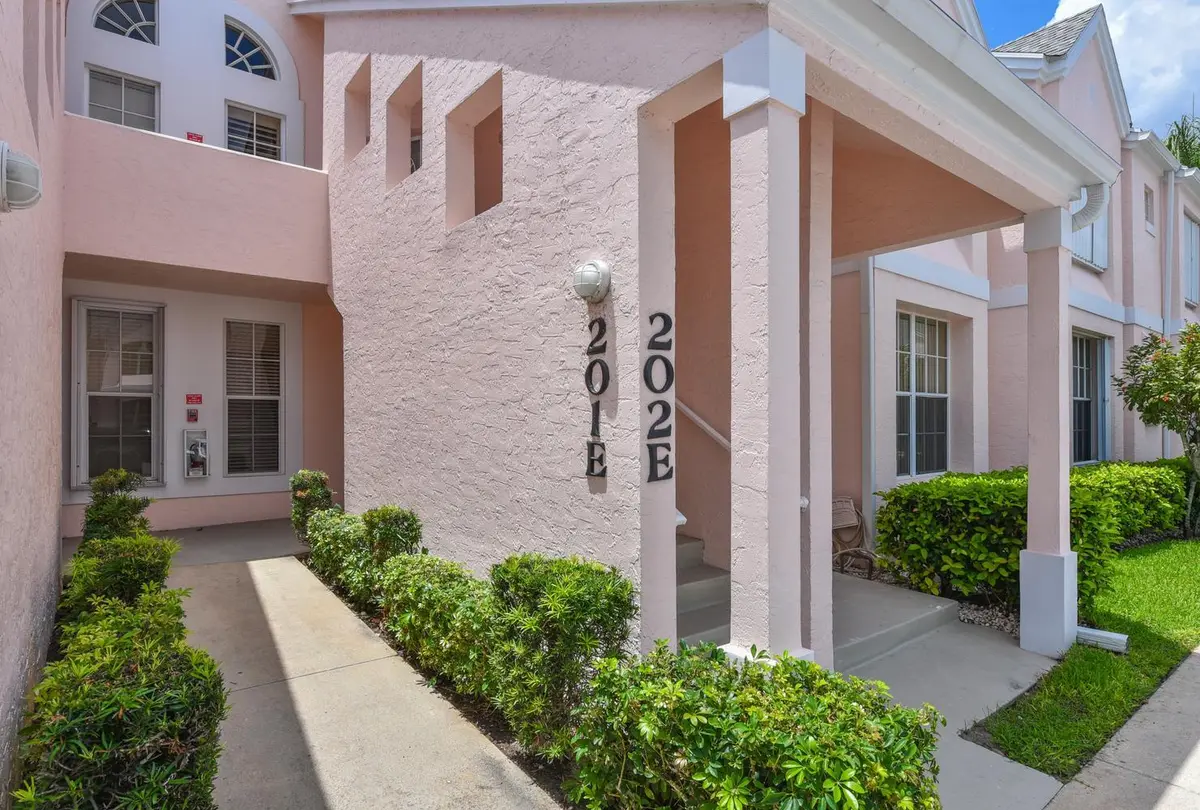001-006-201 Muirfield Ct-1481x1000 at 201 Muirfield Court 201e, Jupiter