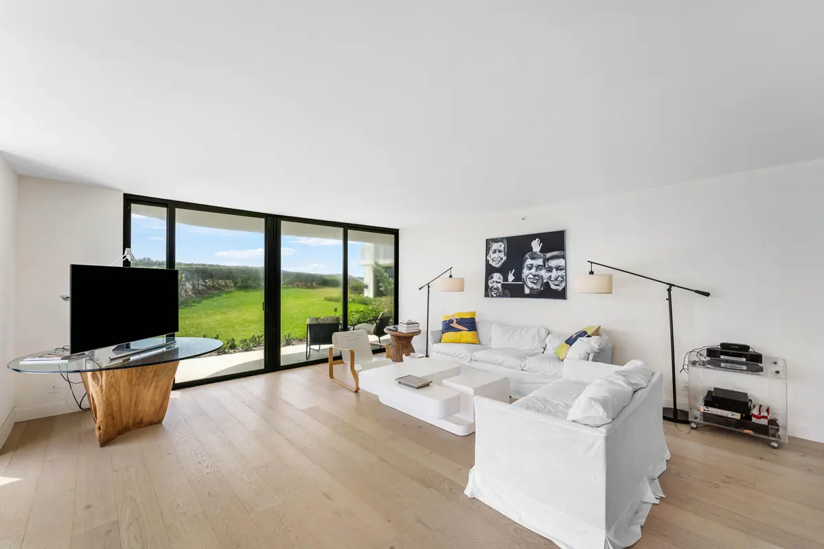 great room at 3360 S Ocean Boulevard 1 D I, Palm Beach