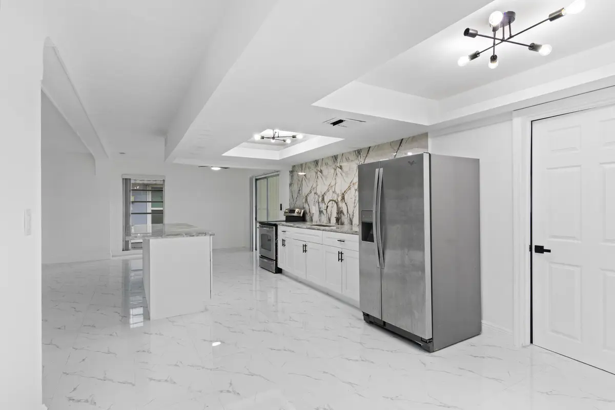2k3a2624 8 at 7109 NW 68th Street, Tamarac