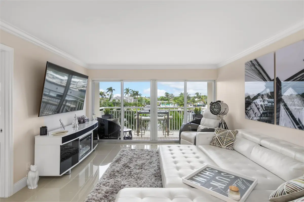 Photo 7 at 2611 N Riverside Drive 307, Pompano Beach
