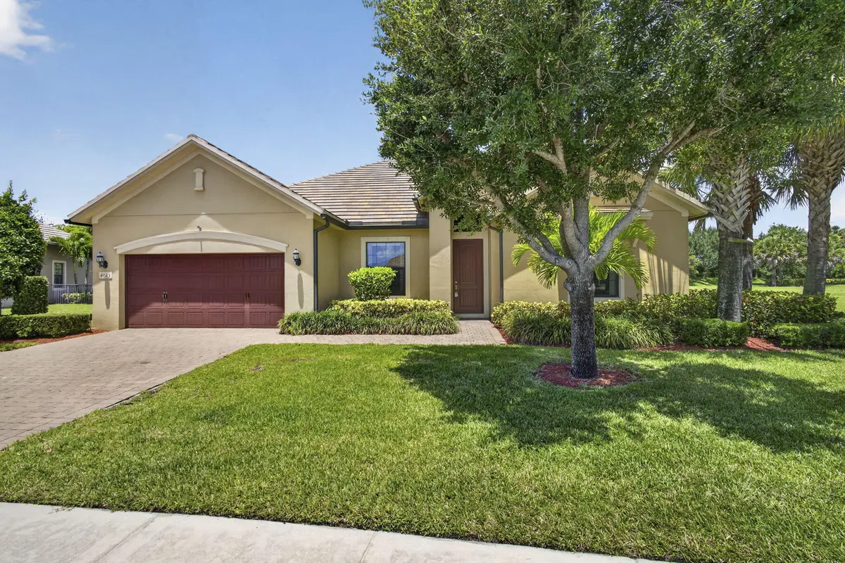 2-web-or-mls-BS1A4197 at 4023 Siena Circle, Wellington