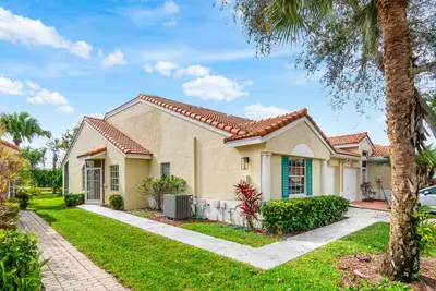 6170 Lake Hibiscus Drive, Delray Beach – sold