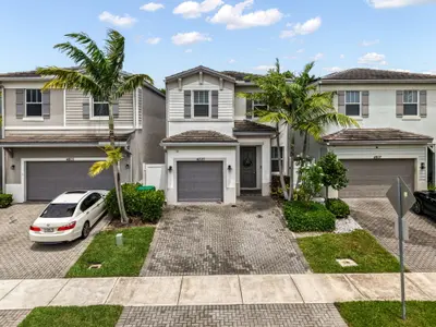 4805 NW 48th Terrace, Tamarac – sold