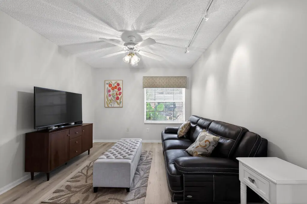 42121_6a1471ae8433f_05.25.2026_image-5 at 7634 Majestic Palm Drive 101, Boynton Beach