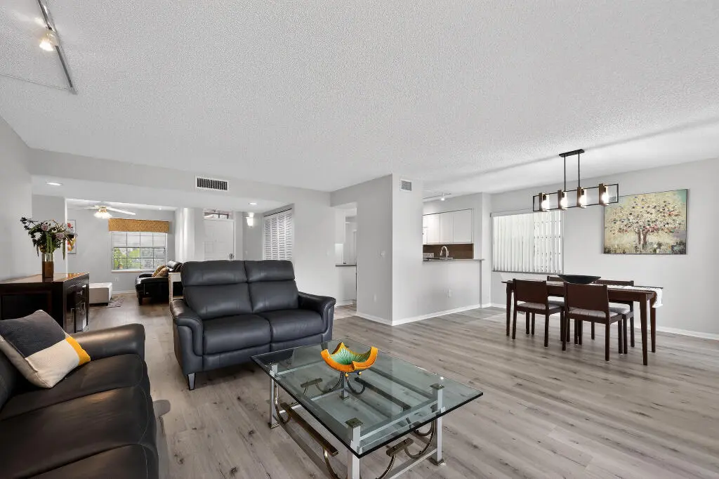 42121_6a1471bc01a4c_05.25.2026_image-6 at 7634 Majestic Palm Drive 101, Boynton Beach