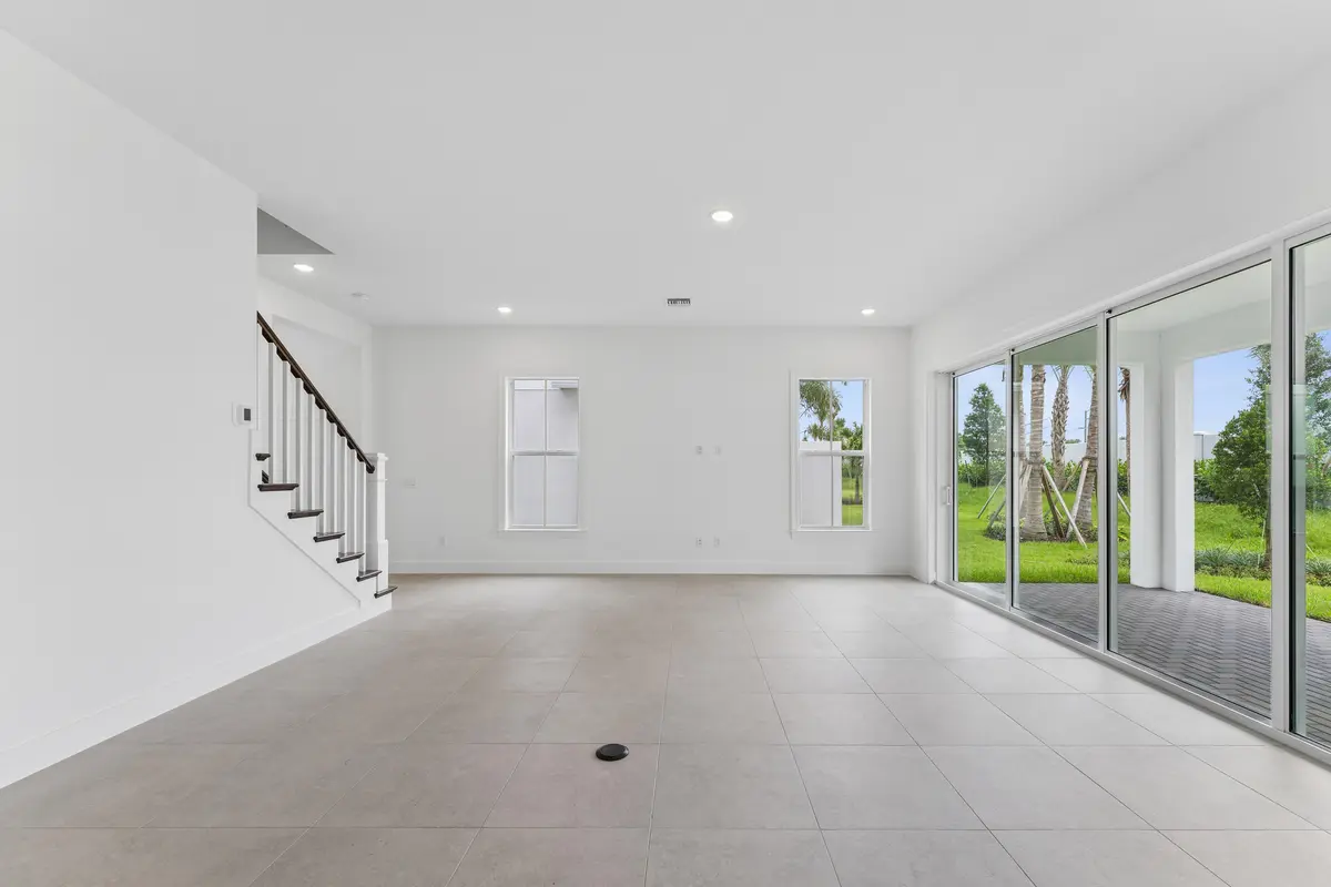 Great Room at 122 Parkside Way 6, Royal Palm Beach